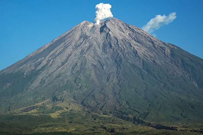 mount-semeru